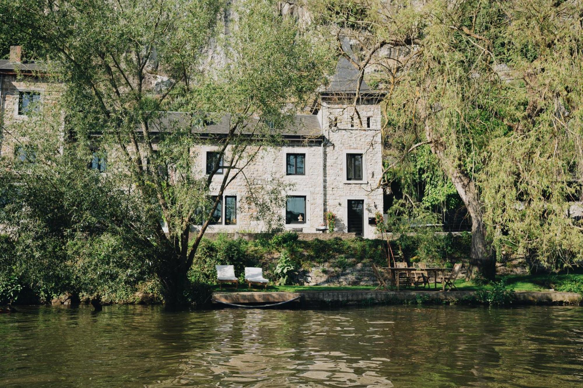 Villa Pieds Dans L'Eau Private Wellness Bordure De Meuse Lustin Exterior foto